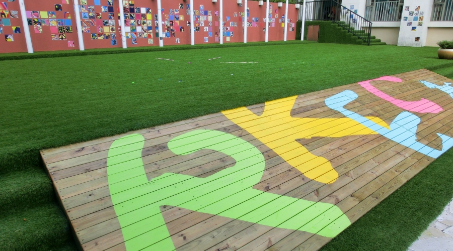 幼儿园人造草坪案例